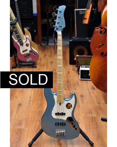 Sire Marcus Miller V7 Swamp Ash 4 Lake Placid Blue